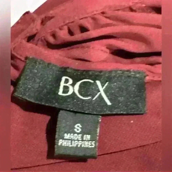 BCX Women's Maroon Keyhole Neck Blouse Beaded Detail Size Small - Picture 5 of 5
